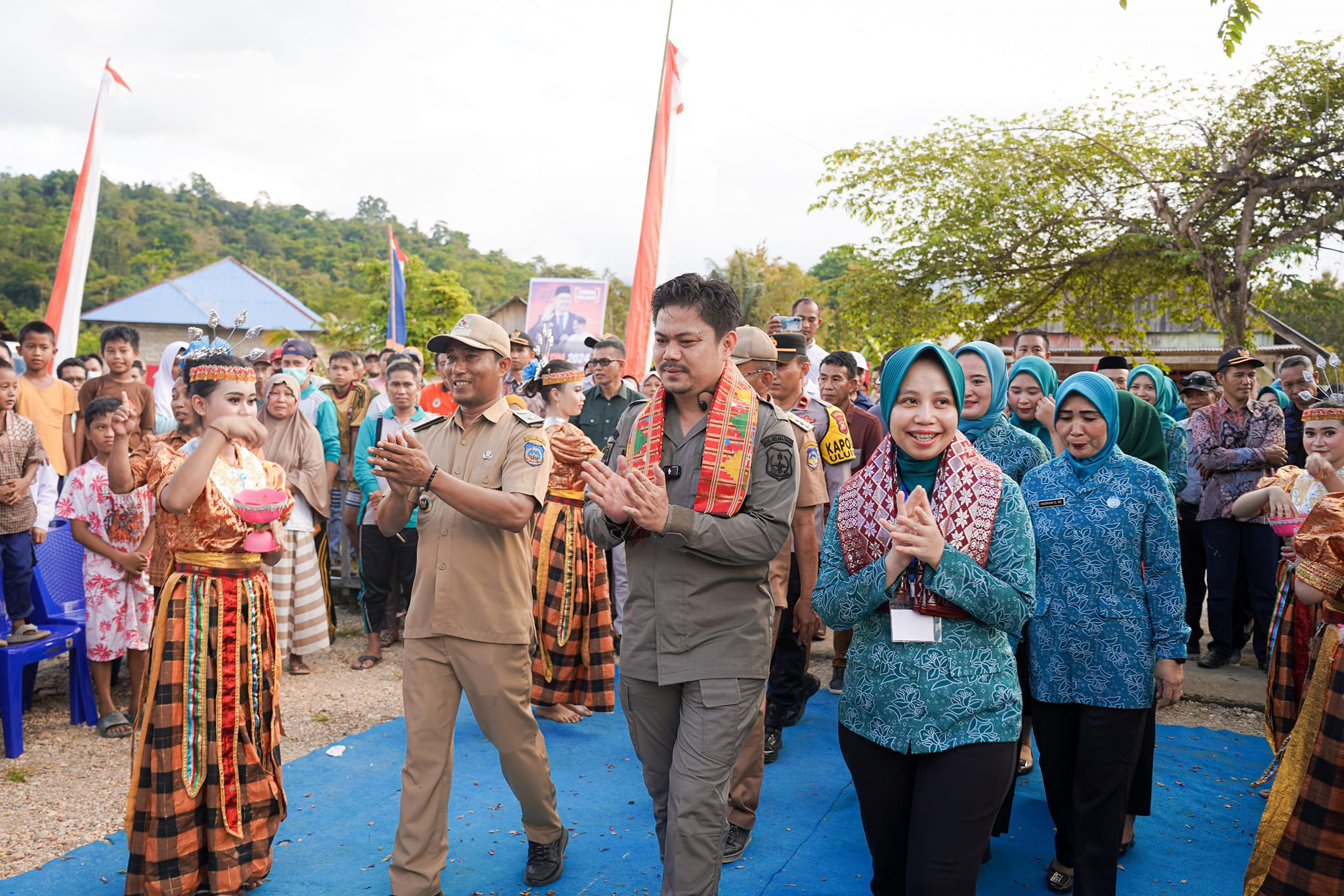 Bupati Koltim Hadir di Lalombai Uluiwoi