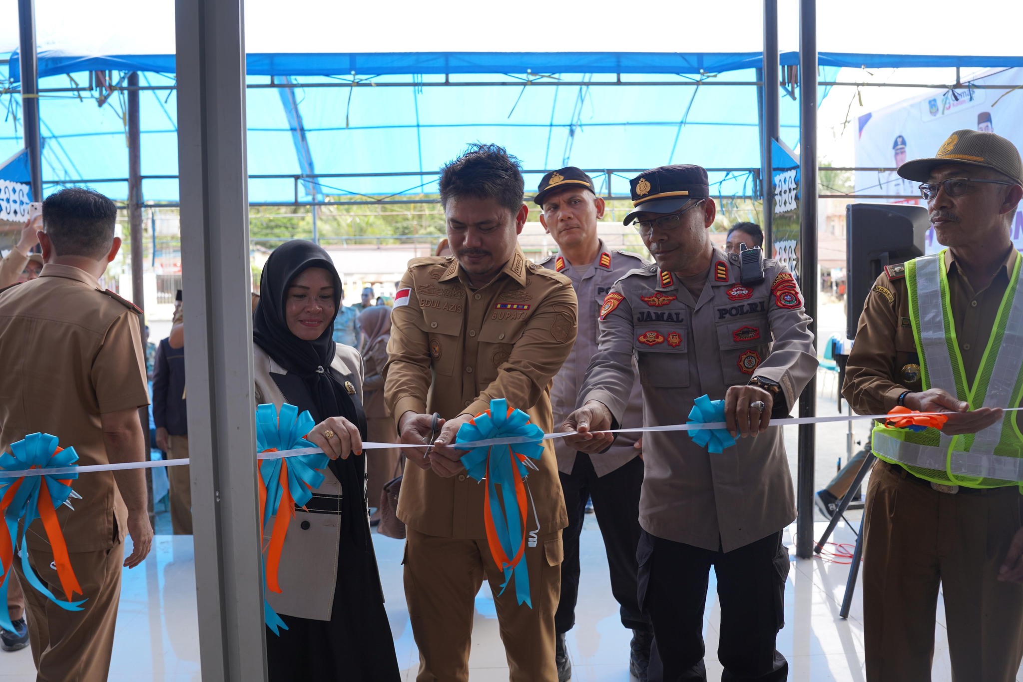 Bupati Resmikan Rest Area Raterate yang Cantik dan Megah