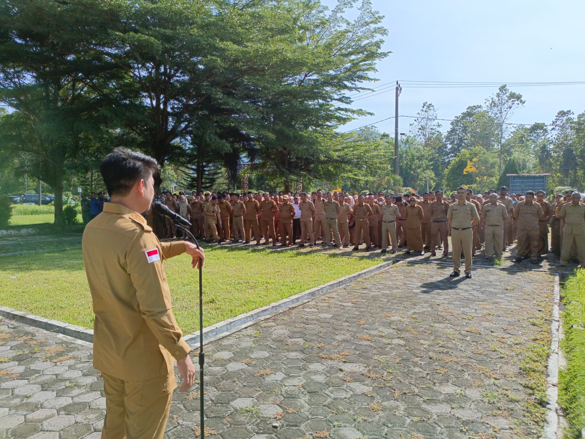 Pasca Cuti, Bupati Abd Azis Pimpin Apel Gabungan Lingkup Pemda Koltim