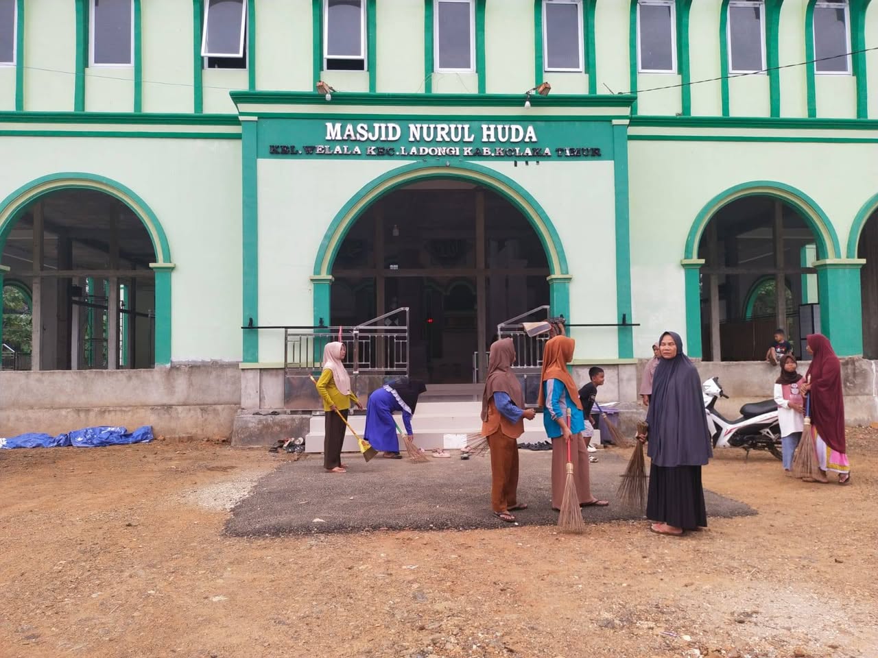 Pemerintah dan Masyarakat Antusias Laksanakan Edaran Bupati