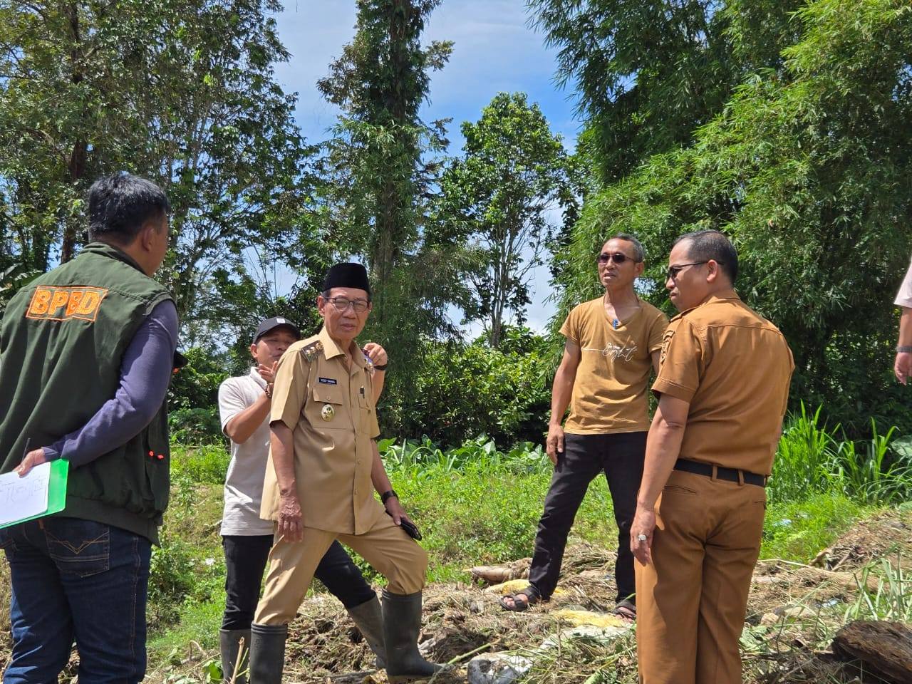 Intensitas Hujan Tinggi, Bendung dan Jembatan di Mowewe Jebol