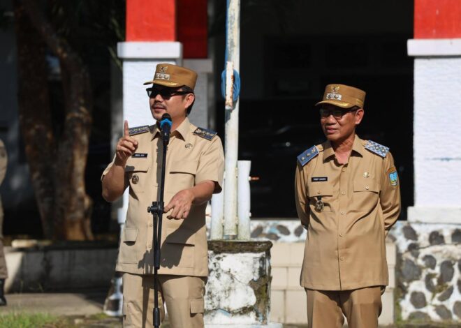 Bupati Ingatkan Seluruh Aparatur untuk Layani Masyarakat dengan Baik