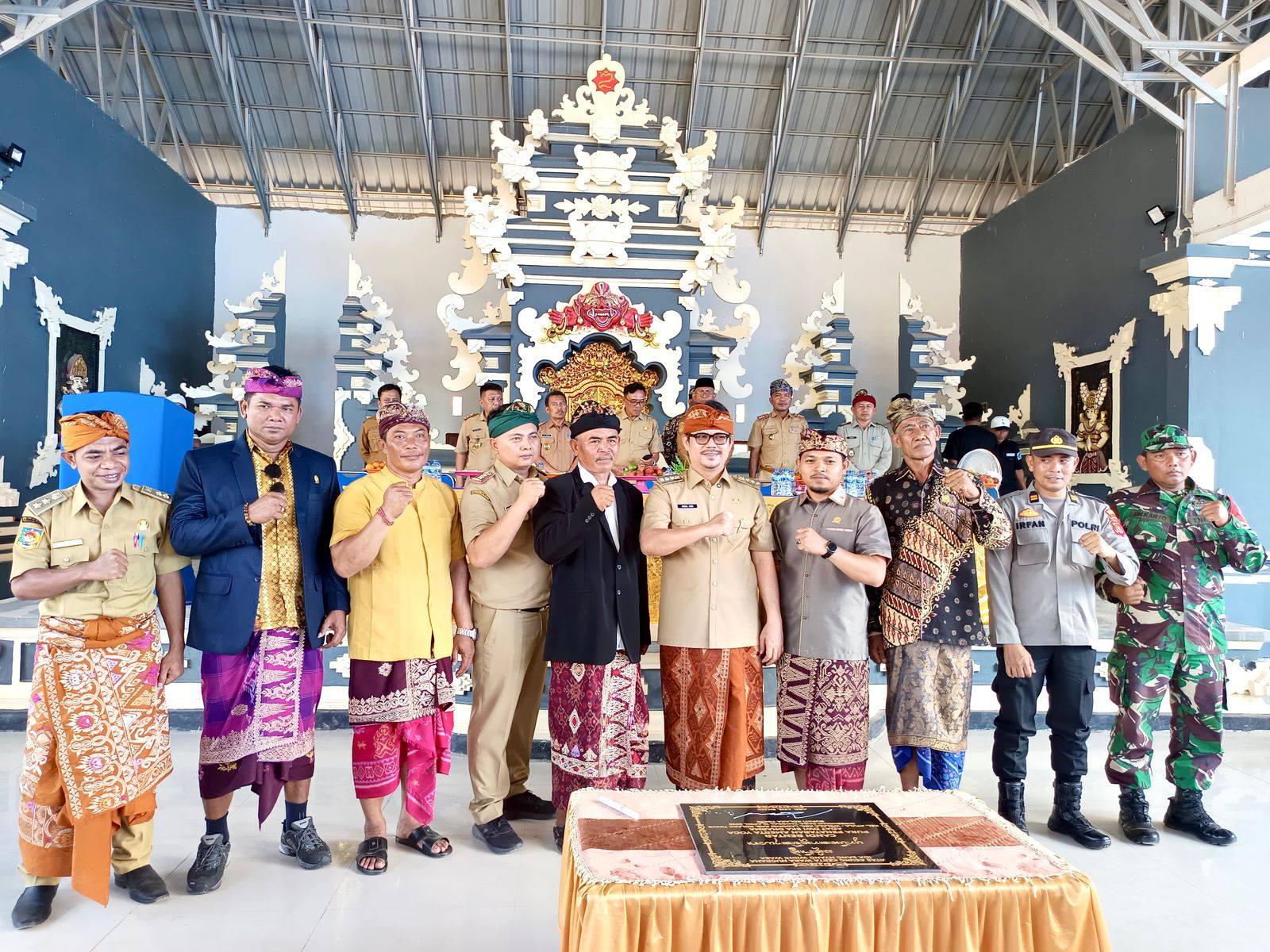 Candi Bentar Pura Penataran Amerta Yoga Atula Diresmikan, Simbol Keharmonisan Umat di Kolaka Timur