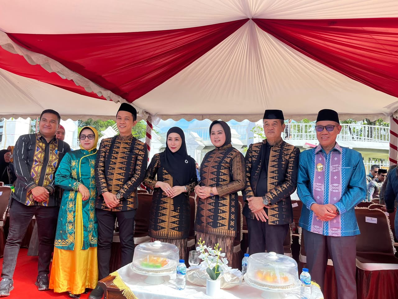 Wabup Koltim Hadiri Pawai Ta’aruf STQH Koltim 2025