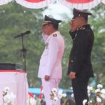 Upacara Penurunan Bendera HUT ke-80 RI di Kolaka Timur Berlangsung Khidmat di Lapangan Penanggo Jaya