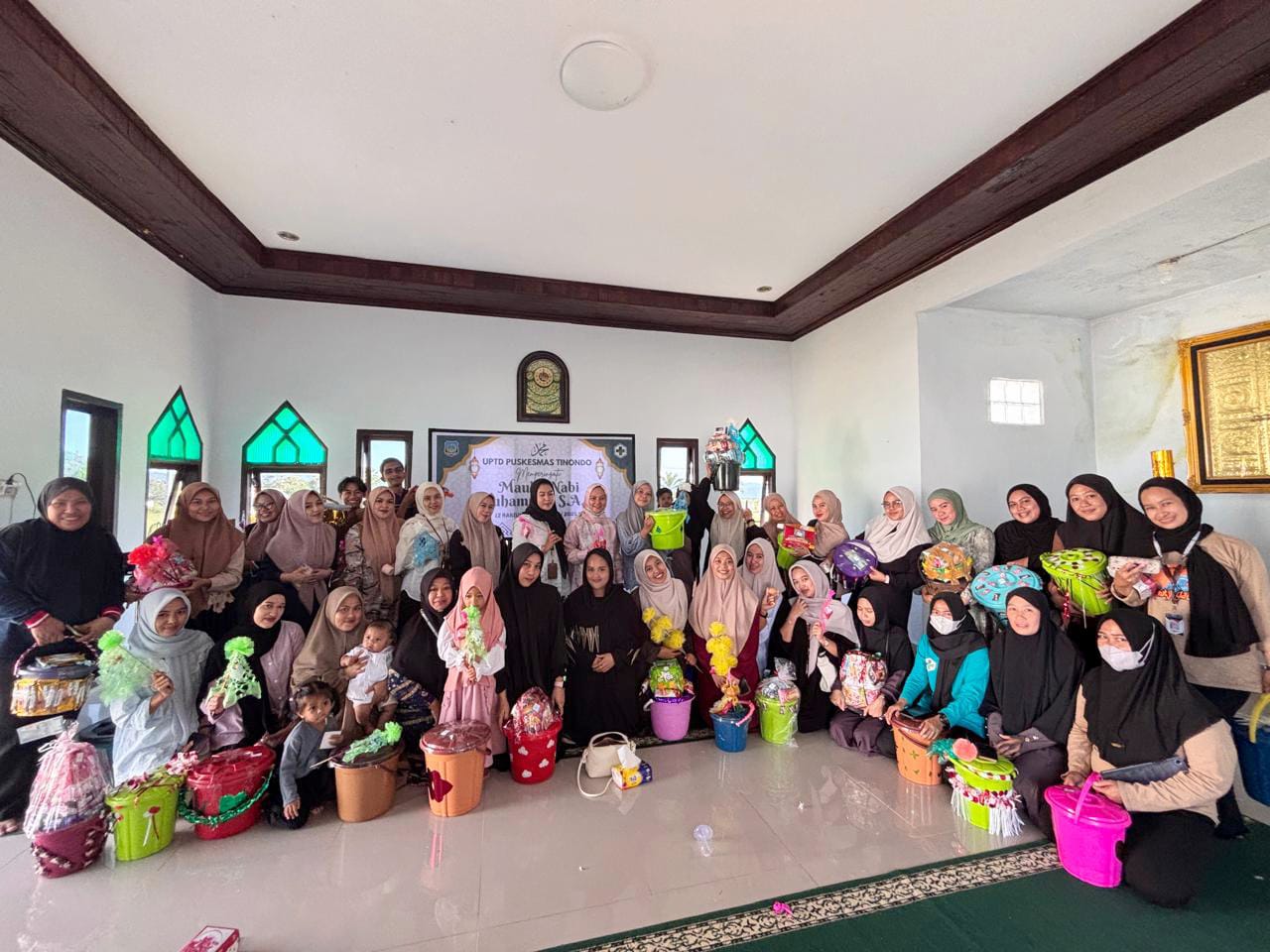Maulid di Puskesmas Tinondo Berlangsung Penuh Khidmat dan Kebersamaan